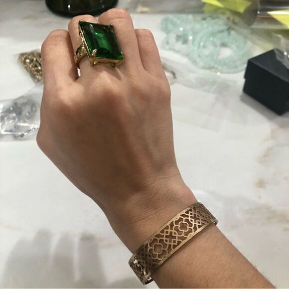 Cuff bracelet‎  - Picture 1 of 2